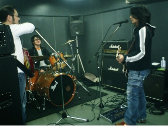 071129_04.jpg 332��250 39K